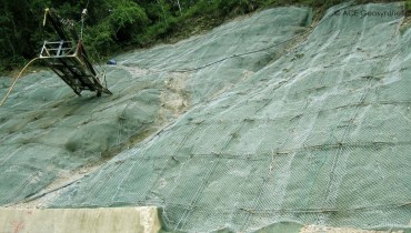 Easy and Efficient Restoration Method for Steep Slope Collapse Easy and Efficient Restoration Method for Steep Slope Collapse